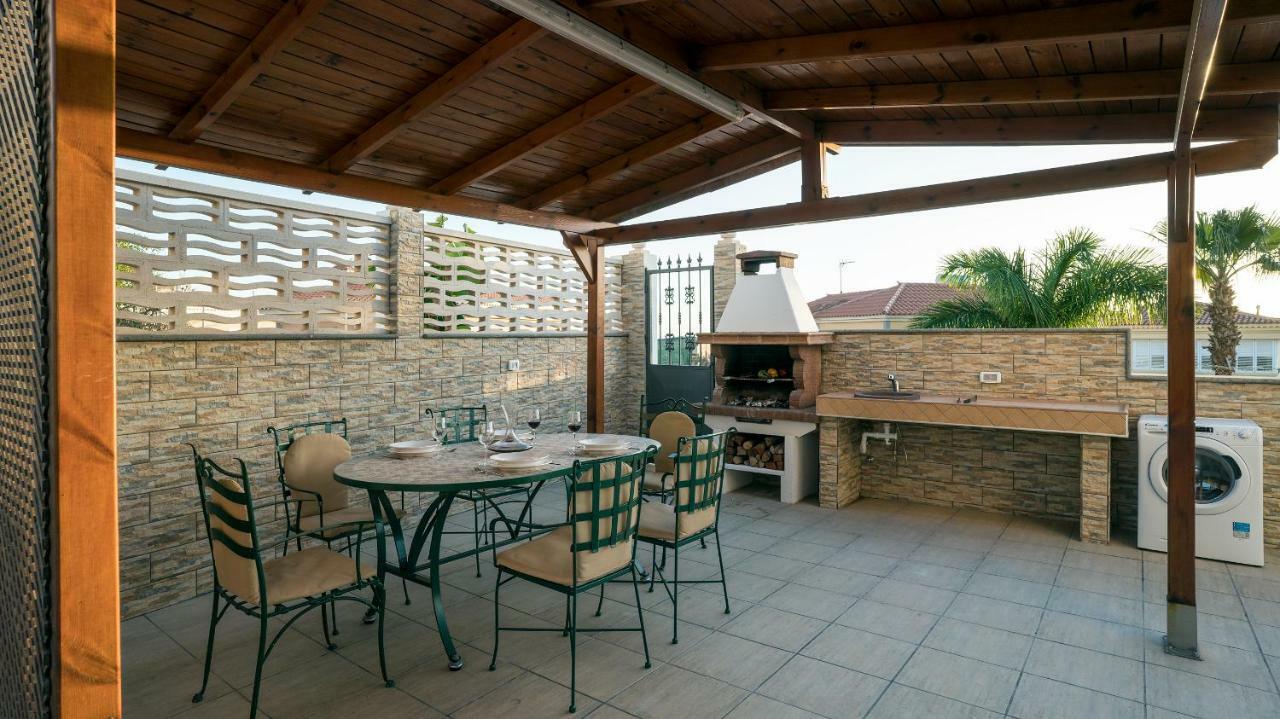 Villa, Private Heated Pool And Jacuzzi . Maspalomas  Dış mekan fotoğraf